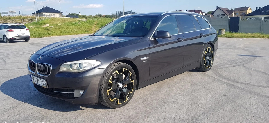 BMW Seria 5 cena 55000 przebieg: 265000, rok produkcji 2012 z Warszawa małe 211